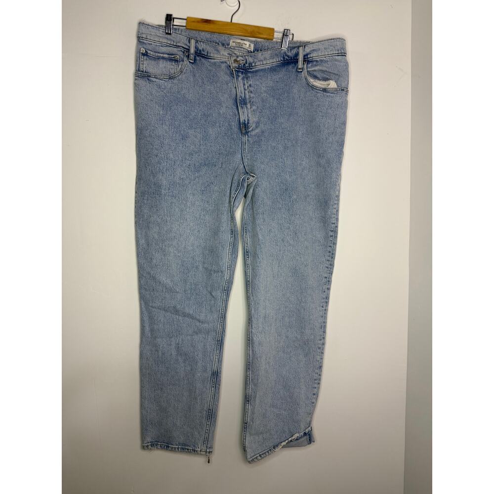 Abercrombie & Fitch 90s Straight Ultra High Rise Jeans. Size 20 Long